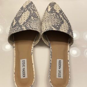 Steve Madden Mules, alligator print, size 8 M